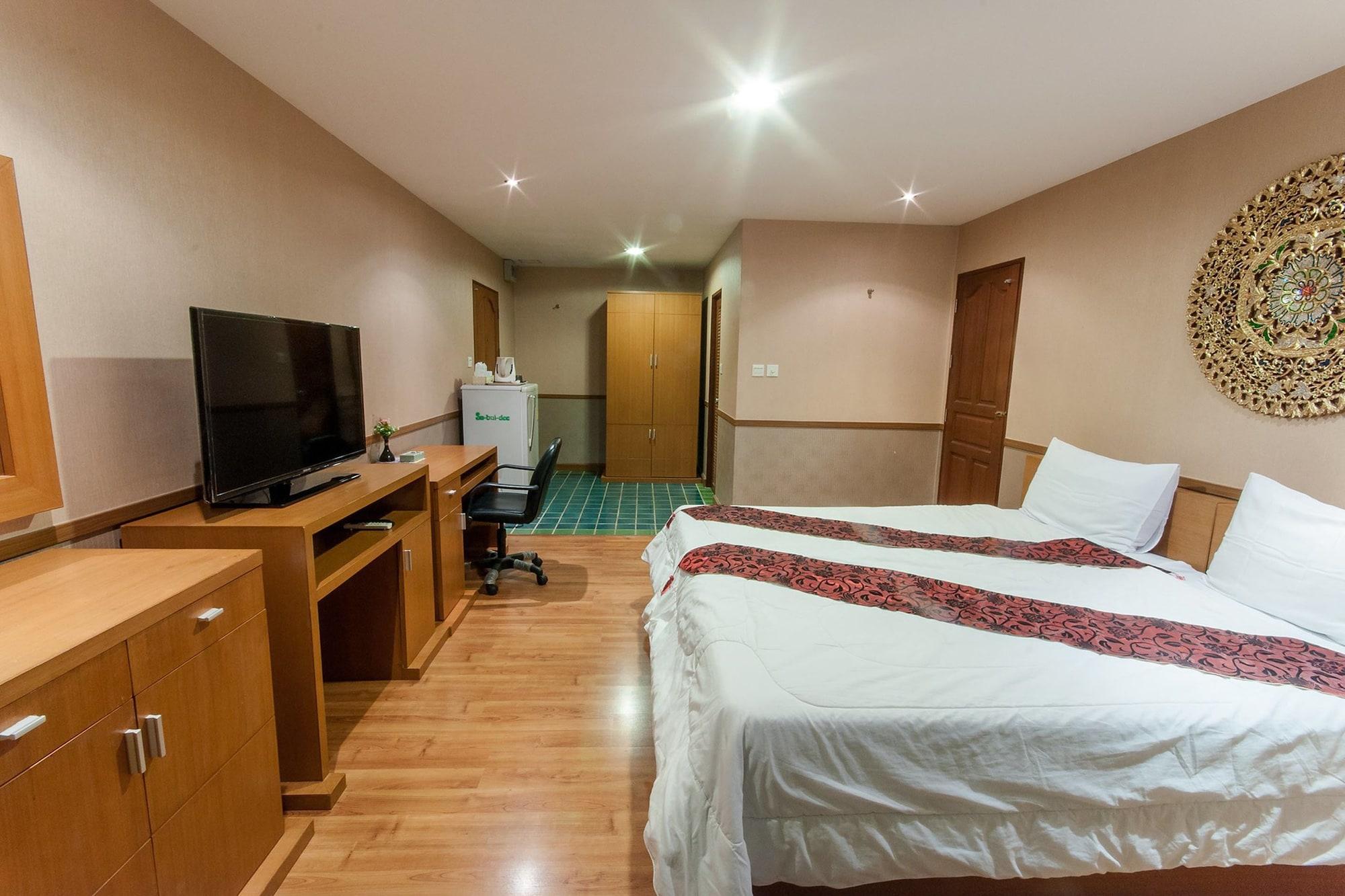Sa-Bai-Dee Condo Чонбури Экстерьер фото