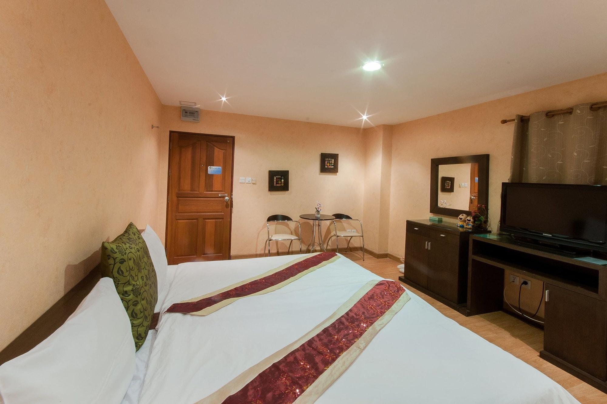 Sa-Bai-Dee Condo Чонбури Экстерьер фото
