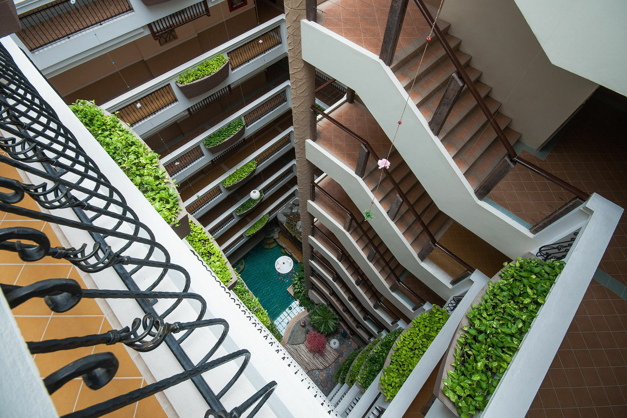 Sa-Bai-Dee Condo Чонбури Экстерьер фото